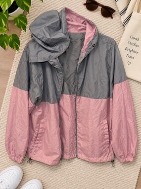 Beautiful Giant Women’s XL Pink Gray Colorblock Hooded Windbreaker Jacket